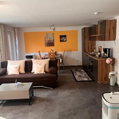 S4 Center Balkonwohnung Mit Klima Apartment